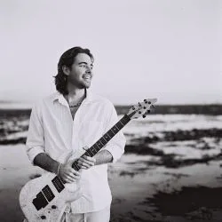 Buy Music from Lucas Seren